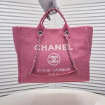 Chanel-shoulder-bags-999933876_800x800